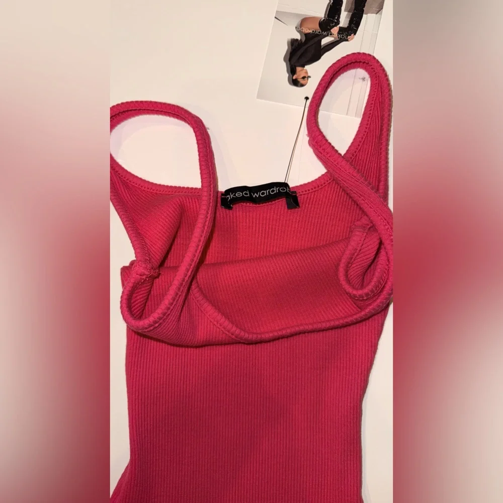 Naked Wardrobe 💕 snatched 🩷 raspberry Pink Tank Top Bodysuit | XS | NWT - Picture 4 of 6